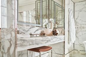 Portrait Milano - Lungarno Collection