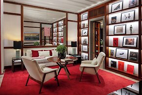 Portrait Milano - Lungarno Collection