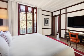 Portrait Milano - Lungarno Collection