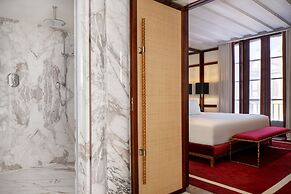 Portrait Milano - Lungarno Collection