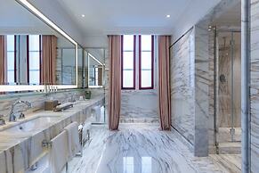 Portrait Milano - Lungarno Collection