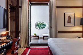 Portrait Milano - Lungarno Collection