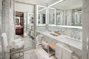 Portrait Milano - Lungarno Collection