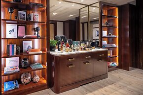 Portrait Milano - Lungarno Collection