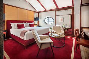 Portrait Milano - Lungarno Collection