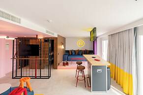 Ryans Lolas - Adults Only