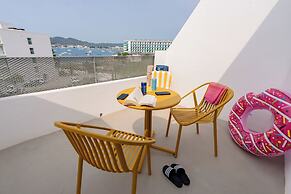 Ryans Lolas - Adults Only