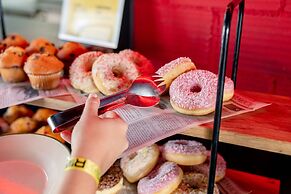 Ryans Lolas - Adults Only