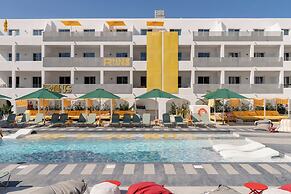 Ryans Lolas - Adults Only