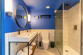 Ryans Lolas - Adults Only