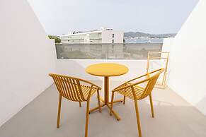 Ryans Lolas - Adults Only