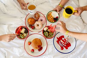 Ryans Lolas - Adults Only