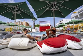 Ryans Lolas - Adults Only