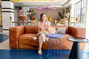 Ryans Lolas - Adults Only