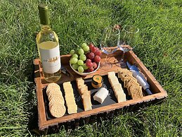 Chimney Hill Estate Inn