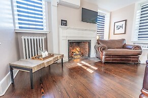 Chimney Hill Estate Inn