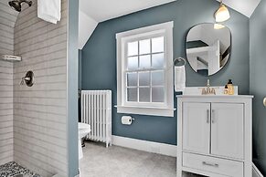 Chimney Hill Estate Inn