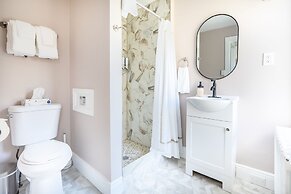 Chimney Hill Estate Inn