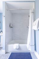 Chimney Hill Estate Inn