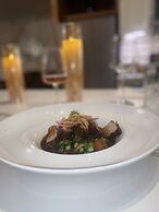 Chimney Hill Estate Inn