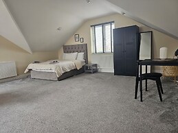 Lovely 1-bed Loft in Newport