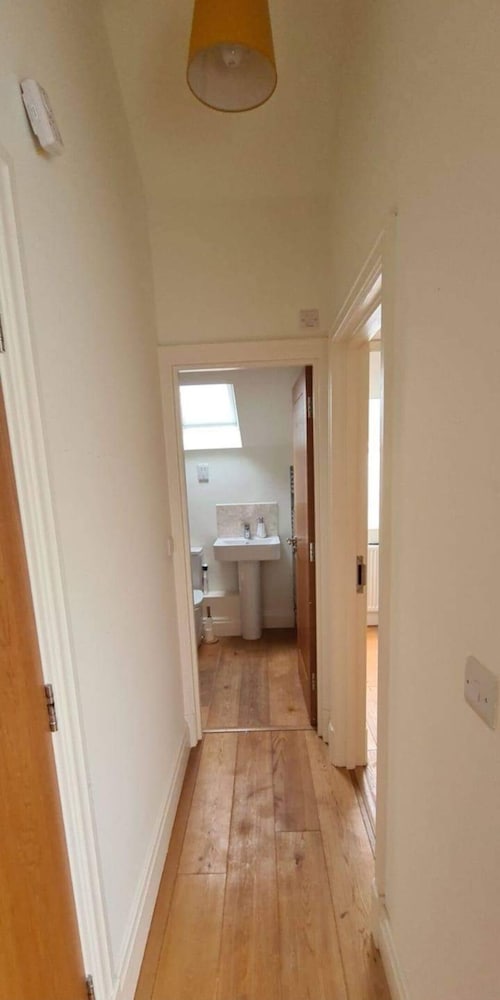 Lovely 1-bed Loft in Newport
