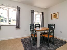 1 Marsh Gardens
