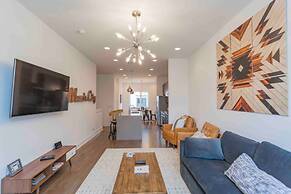 Wild Horse by Avantstay Gorgeous Nashville Townhouse w/ Rooftop Patio 