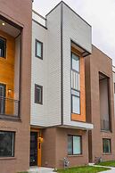 Wild Horse by Avantstay Gorgeous Nashville Townhouse w/ Rooftop Patio 