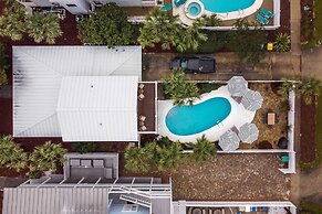 Marina by Avantstay Modern Oasis Close to Beach w/ Pool