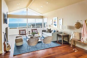 Parasol by Avantstay Hilltop Ocean View Escape w/ Large Patio & Shuffl