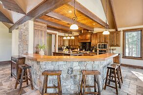 Big Pine by Avantstay Stunning Secluded Oregon Home w/ Hot Tub