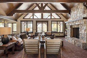 Big Pine by Avantstay Stunning Secluded Oregon Home w/ Hot Tub