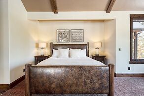 Big Pine by Avantstay Stunning Secluded Oregon Home w/ Hot Tub