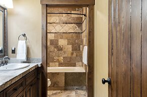 Big Pine by Avantstay Stunning Secluded Oregon Home w/ Hot Tub