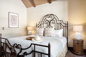 Big Pine by Avantstay Stunning Secluded Oregon Home w/ Hot Tub