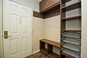 Ghostriders 10 by Avantstay Penthouse Suite w/ Large Patio & Mountain 