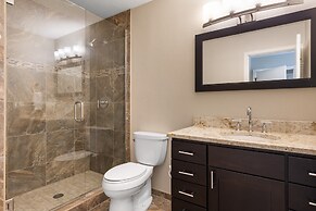 Ghostriders 10 by Avantstay Penthouse Suite w/ Large Patio & Mountain 