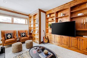 Murdock by Avantstay Cozy Townhouse w/ Hot Tub Walk To Park City Mount