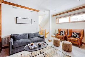 Murdock by Avantstay Cozy Townhouse w/ Hot Tub Walk To Park City Mount