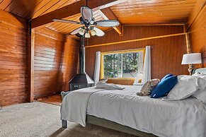 Serenity by Avantstay Serenity Big Bear Cabin! With Fire Pit, Bbq!