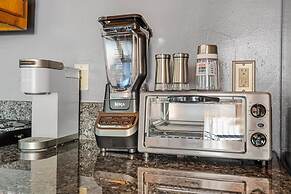 Serenity by Avantstay Serenity Big Bear Cabin! With Fire Pit, Bbq!