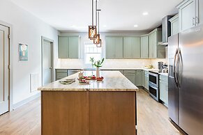 Waverly by Avantstay Nashville-inspired Townhome w/ Luxury Kitchen, Po
