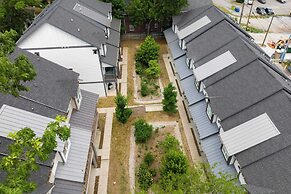 Waverly by Avantstay Nashville-inspired Townhome w/ Luxury Kitchen, Po