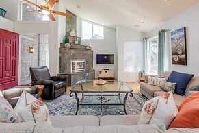 Villa Manzanita by Avantstay Hot Tub, 1 Block to Beach/town, Chef's Ki