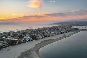 Bay View II by Avantstay Ocean View Mission Beach Home on the Sand!