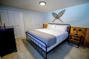 Aster by Avantstay Classic Kings Beach Cottage In The Of North Shore