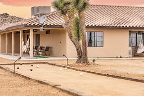 Flora by Avantstay Modern & Private Desert Oasis on Large Grounds w/ P