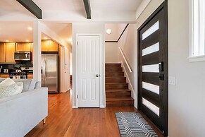 Lake Point by Avantstay2 Decks, Great Lake Views!