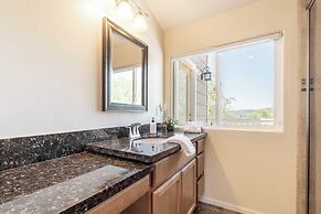 Lake Point by Avantstay2 Decks, Great Lake Views!